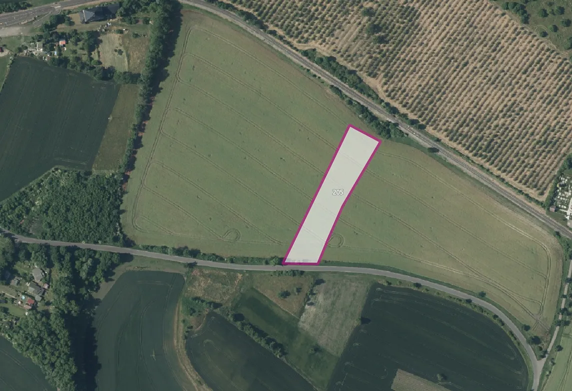 Prodej pole 4184 m²